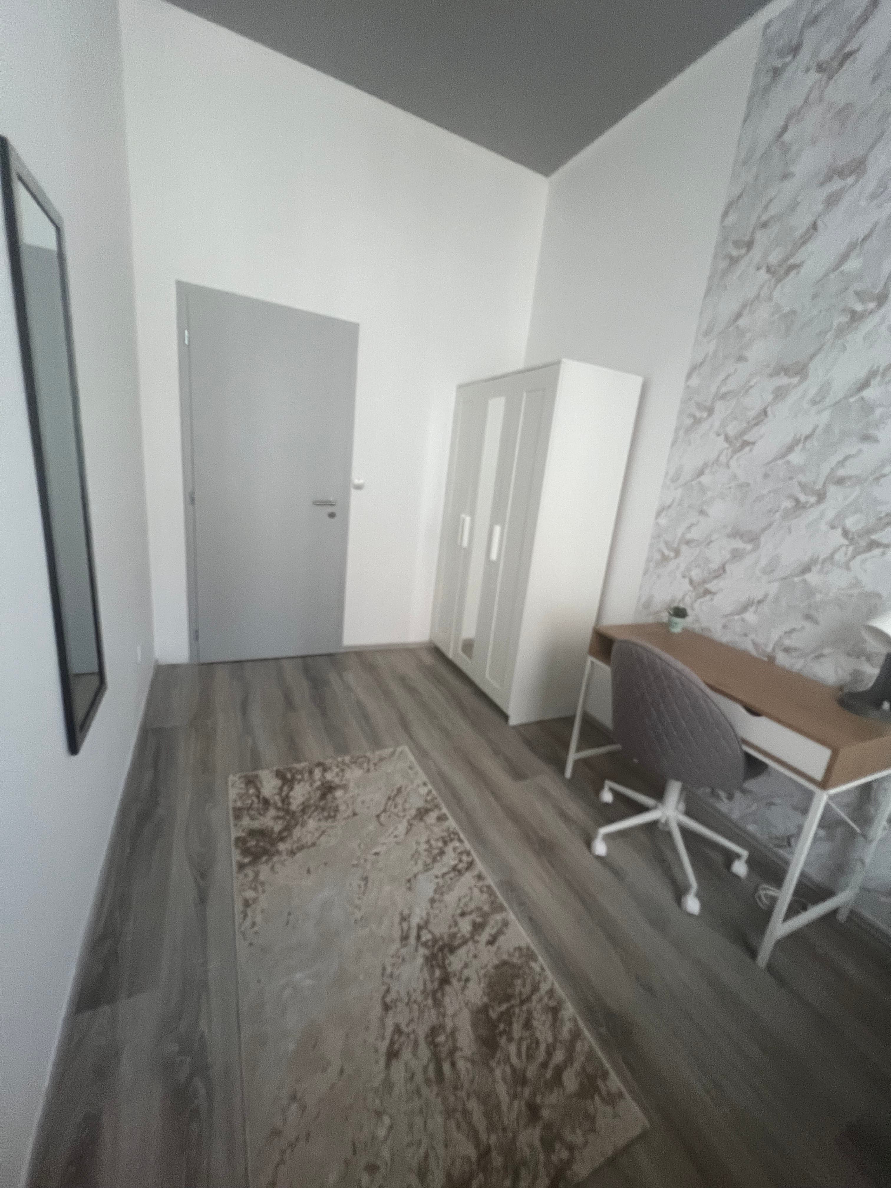 Room 4 alternate angle showing storage space